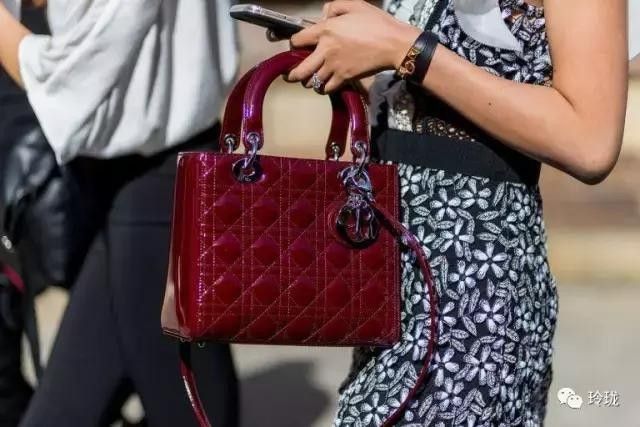 据说LV收购的Dior之后，这些包包都便宜了？